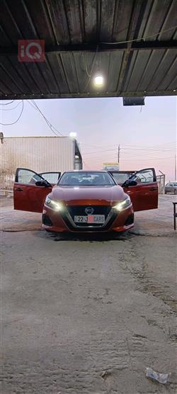 نيسان ألتيما